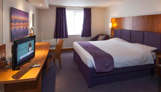 Premier Inn Lichfield North East エクステリア 写真